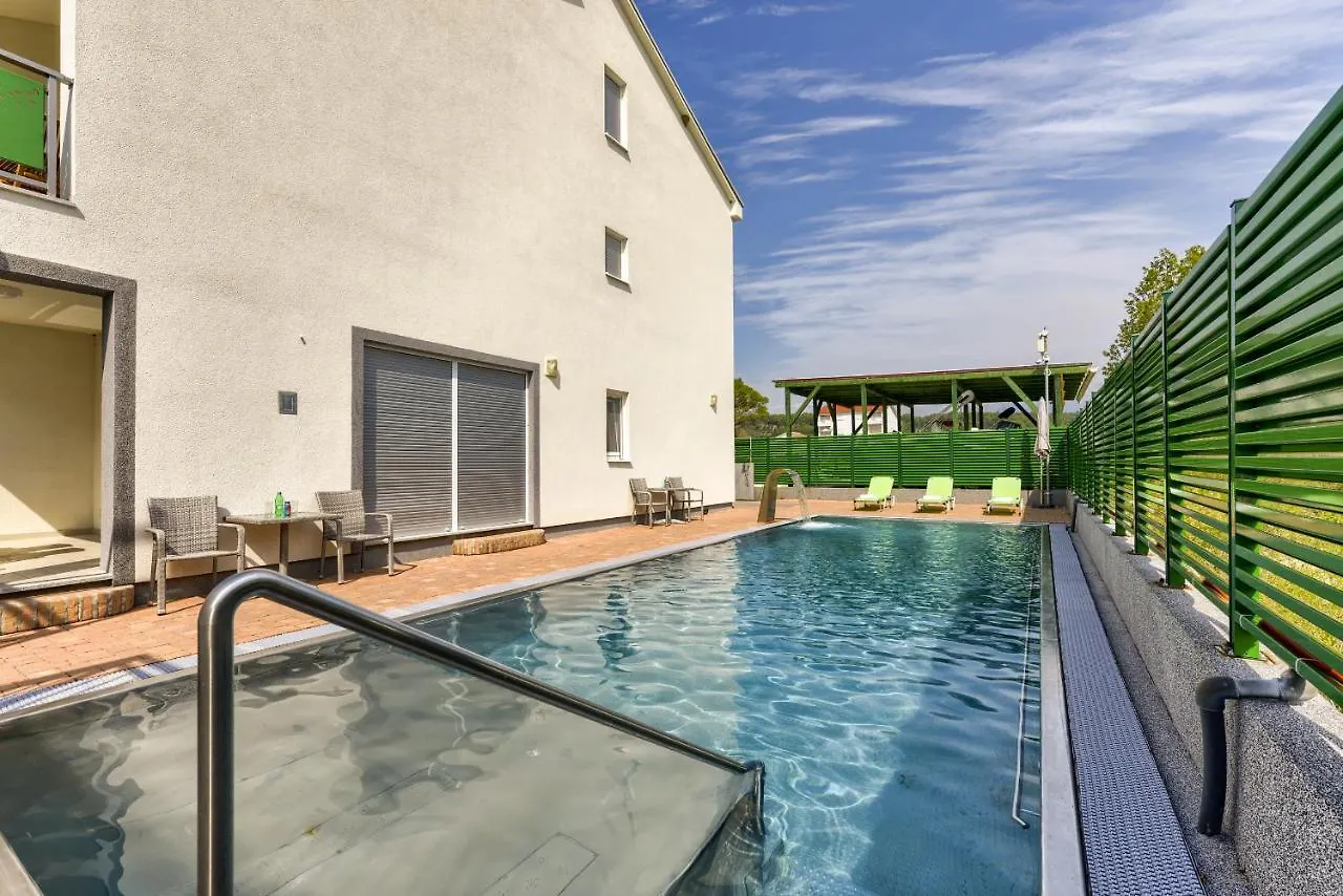 Batimat Apartments Ljubač