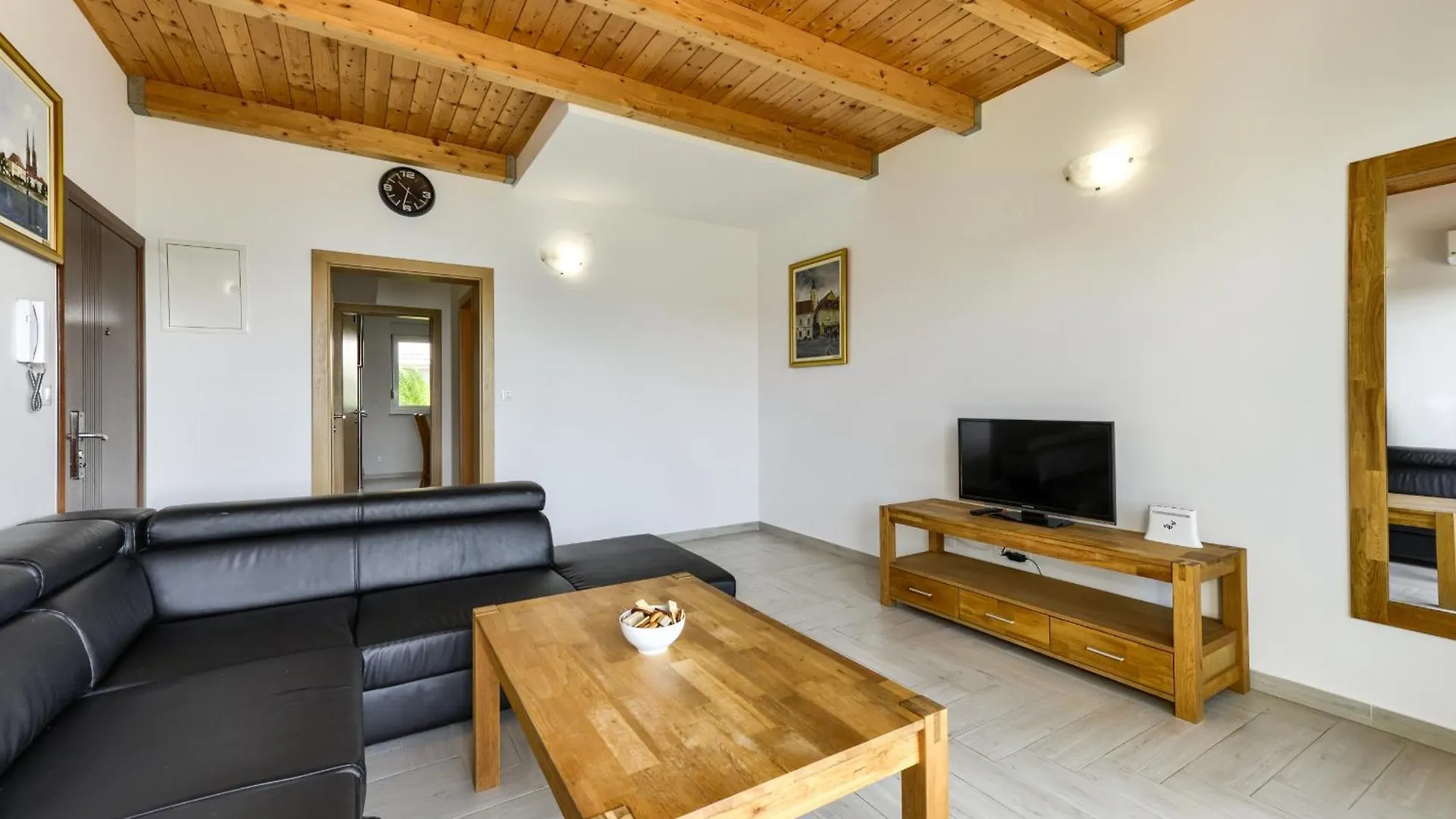 Batimat Apartments Ljubač 0*,