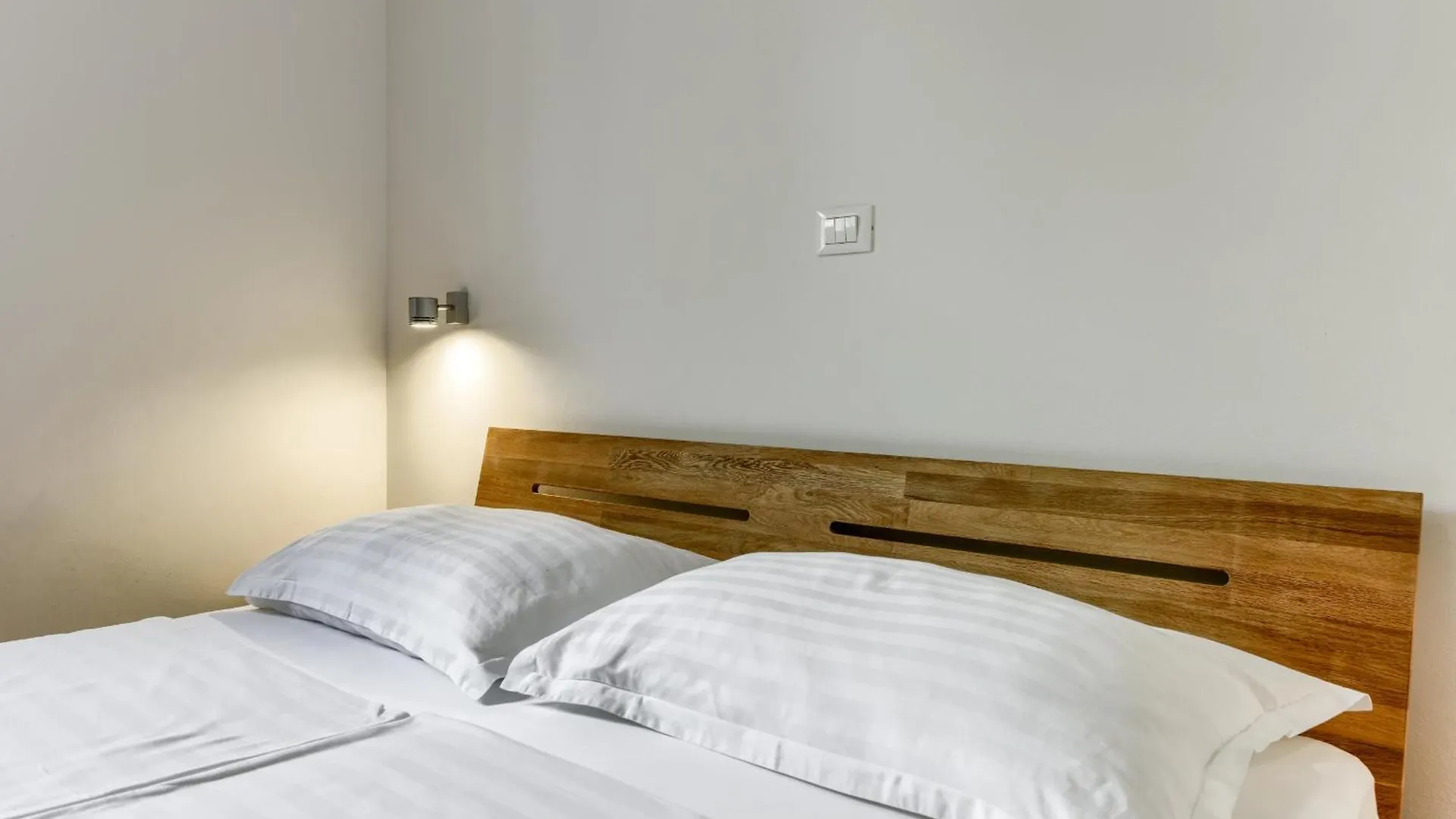Batimat Apartments Ljubac   Ljubac (Zadar)